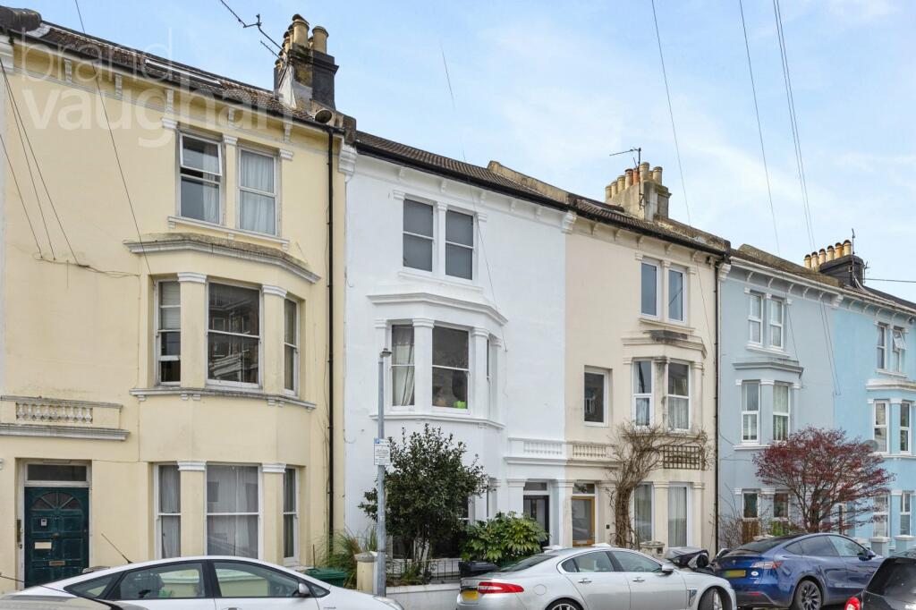 4 bedroom terraced house for sale in Vere Road, Brighton, East Sussex, BN1