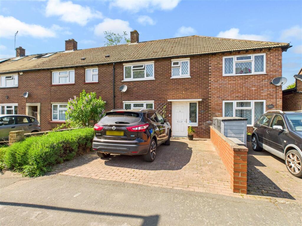 Main image of property: Carlton Road, Walton-On-Thames