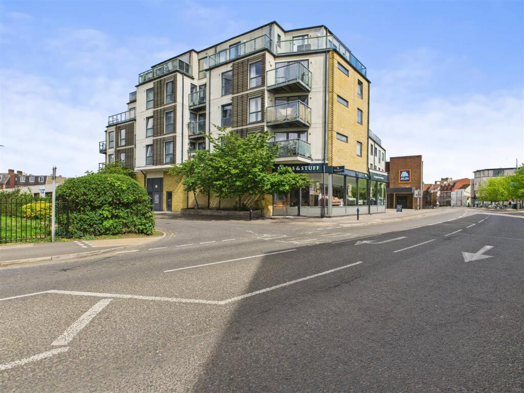 Main image of property: Hepworth Way, Walton-On-Thames