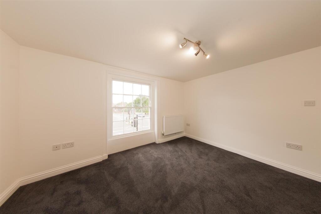 Main image of property: Powells Row, Worcester St. Johns, Worcester