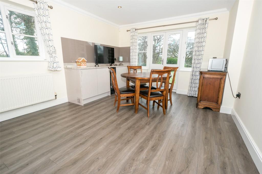 7 bedroom detached house for sale in Cornmill Close, Warmingham, CW11