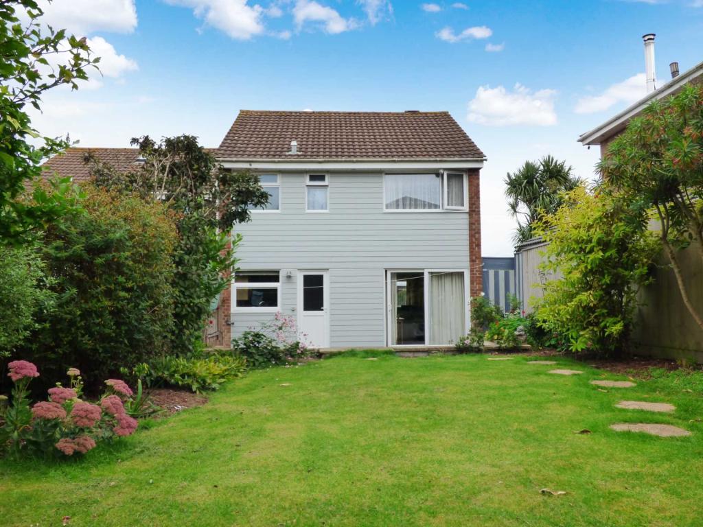 3 bedroom detached house for sale in Gibson Road, Paignton, TQ4
