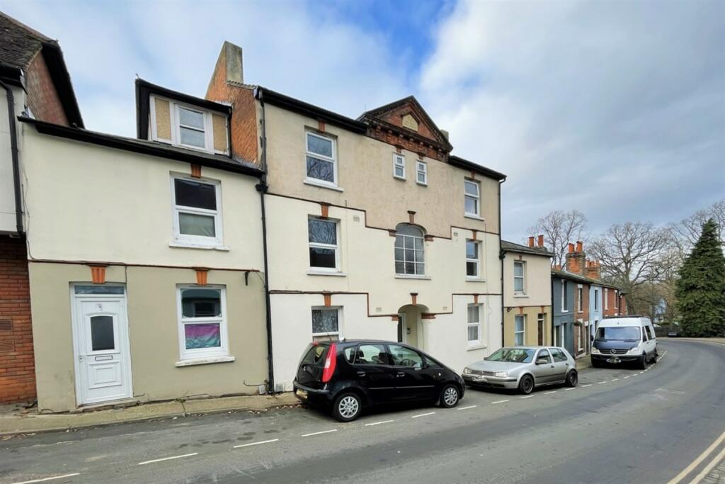 Main image of property: Maidenburgh Street, Colchester, CO1