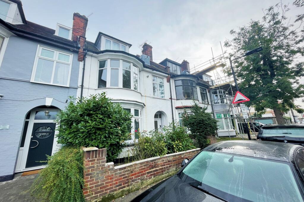 Main image of property: Leighton Avenue, Leigh-on-sea, SS9
