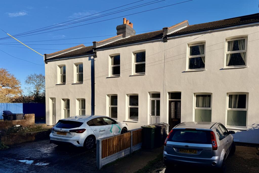 Main image of property: Brickfield Cottages, SS4