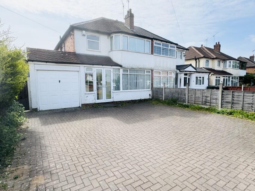 Main image of property: Haslucks Green Road, Shirley, Solihull, B90