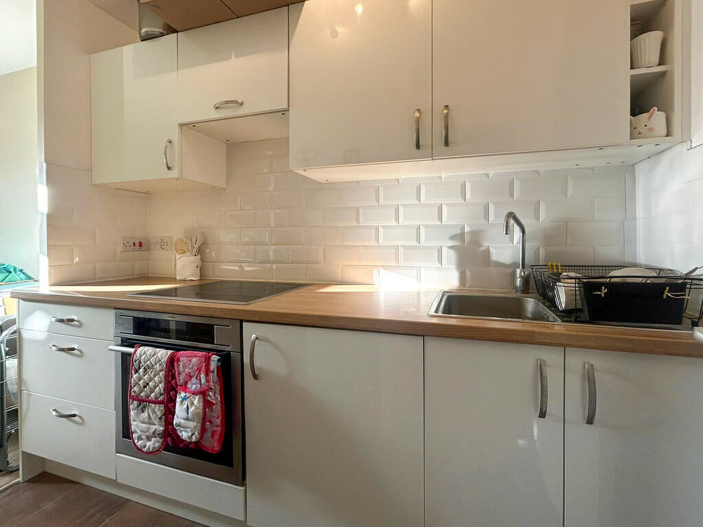 Additional property image - Harvey Goodwin Gardens, Cambridge