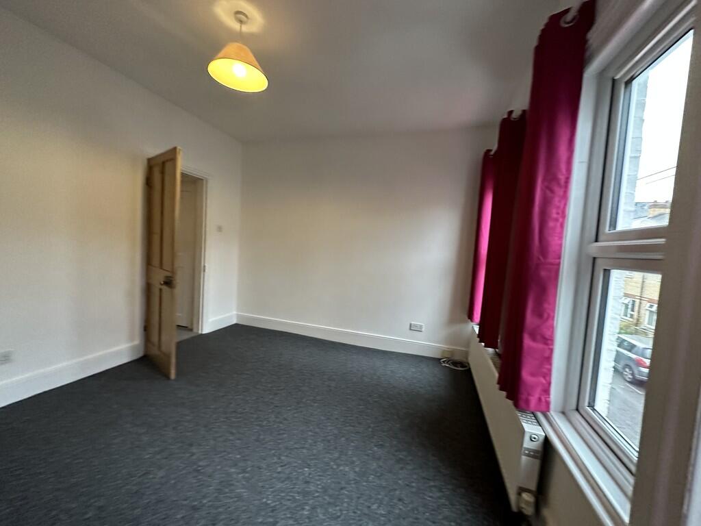 Additional property image - Thoday Street, Cambridge
