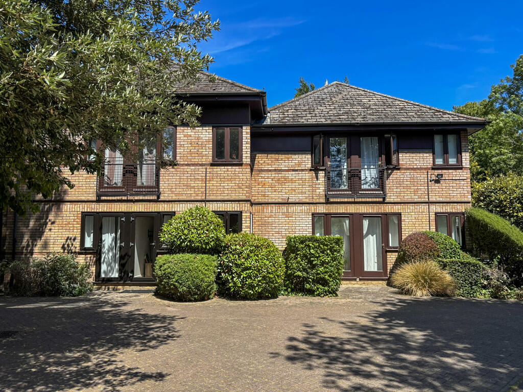 Main image of property: Twickenham Court, Cambridge