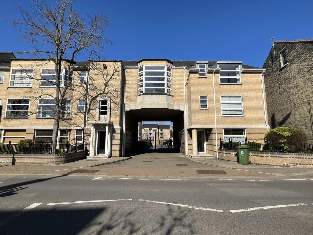 Main image of property: Petersfield Mansions, Cambridge