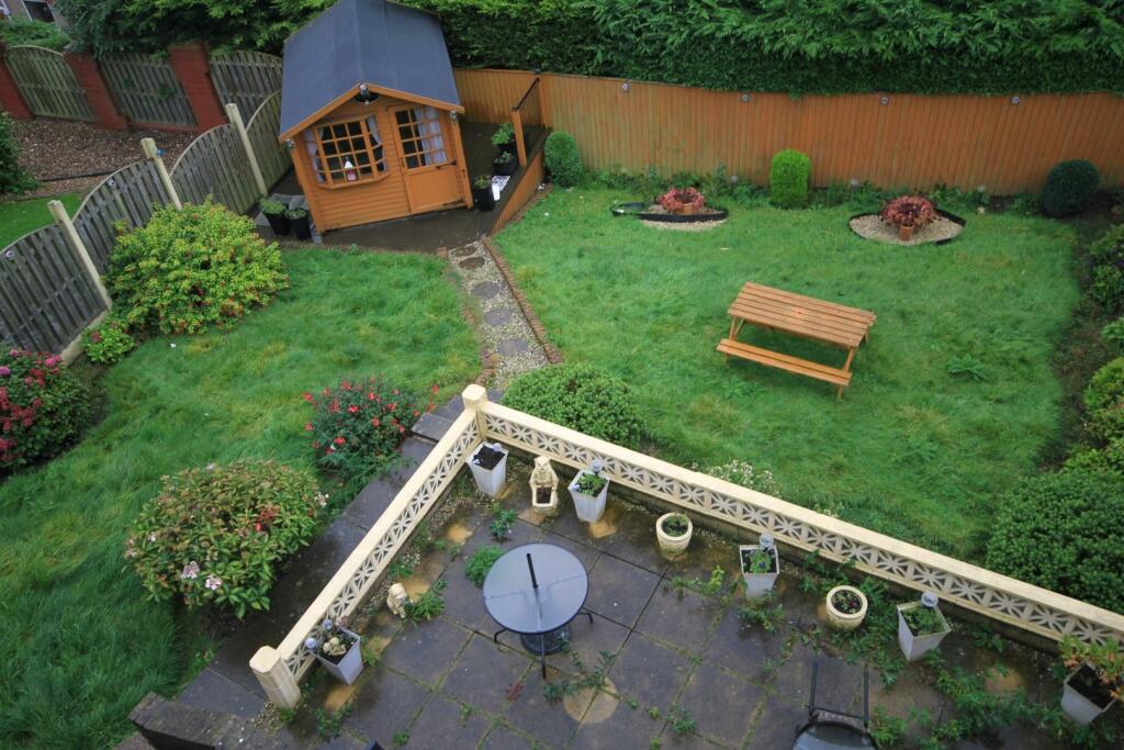 Additional property image - Lichfield Mount, Kings Park, Bradford
