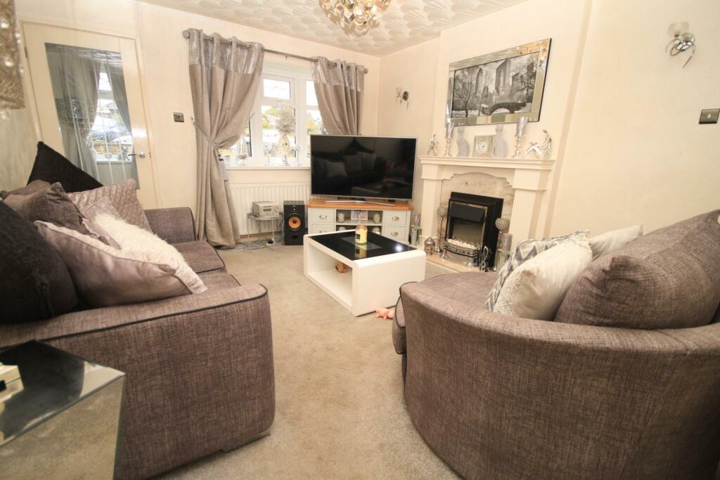 Additional property image - Lichfield Mount, Kings Park, Bradford