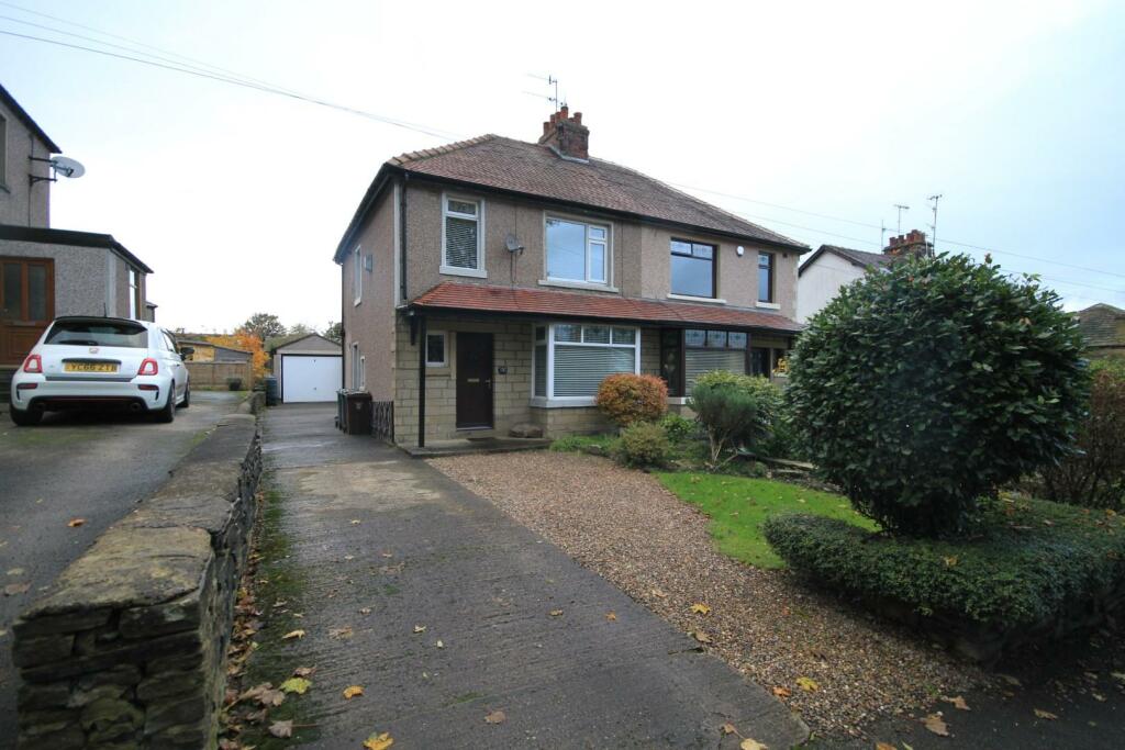 3 bedroom semidetached house for sale in Apperley Road, Apperley