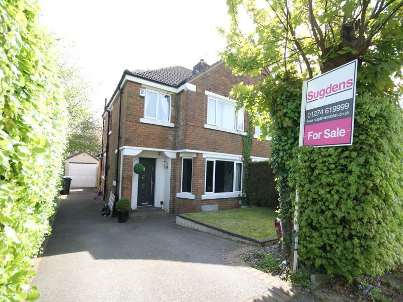 4 bedroom semidetached house for sale in Harper Grove, Idle, Bradford, BD10
