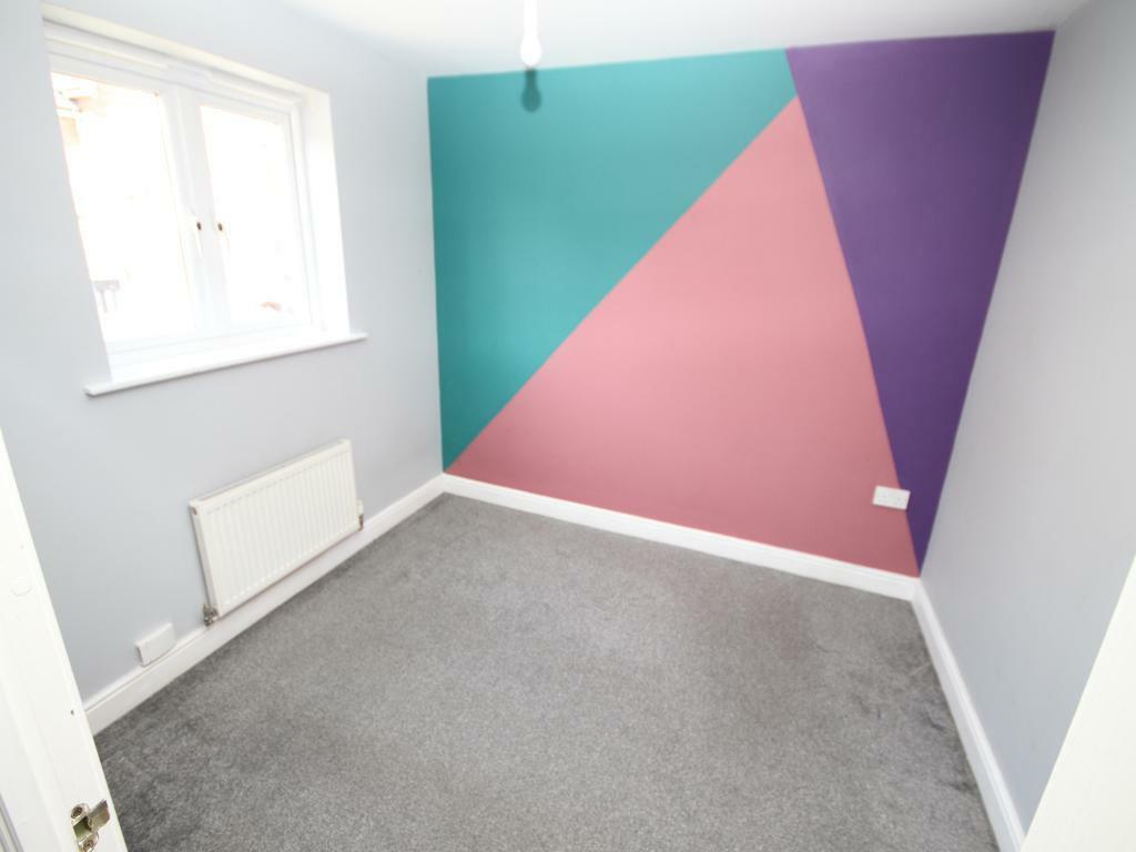 Additional property image - Cameron Grove, Eccleshill, Bradford