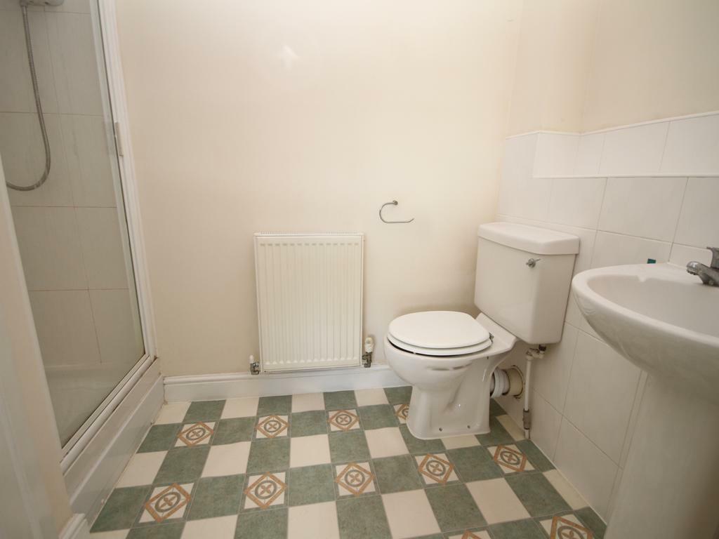 Additional property image - Cameron Grove, Eccleshill, Bradford