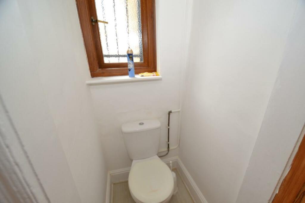 Additional property image - Bradford Road, Idle, Bradford