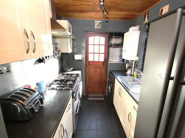 Additional property image - Acre Lane, Eccleshill, Bradford