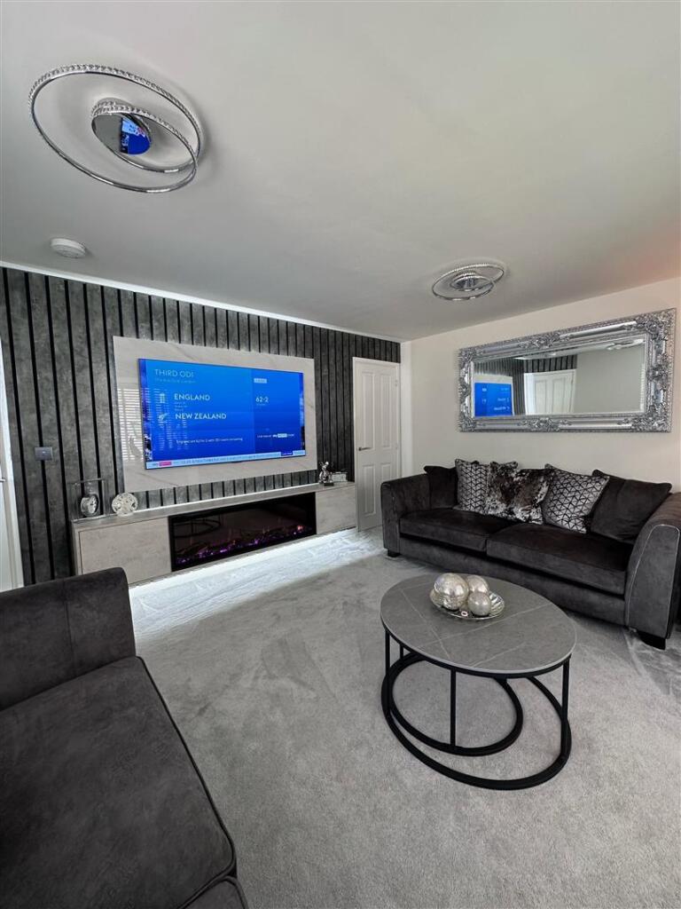 Additional property image - Poplars Park Avenue, Poplars Park, BD2