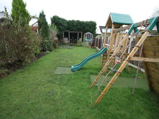 Additional property image - Cyprus Avenue, Thackley, Bradford