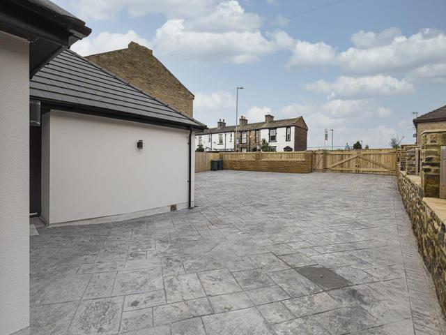 Additional property image - Undercliffe Road, Eccleshill, BD2
