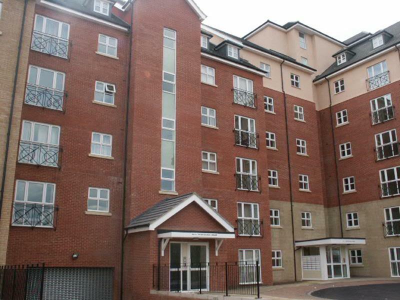 1 bedroom flat for rent in Brittania House, Palgrave Road, Bedford, MK42 9BX, MK42
