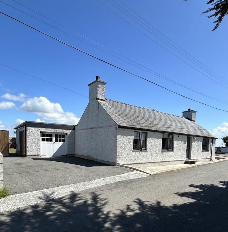 3 bedroom cottage for sale in Llanfaethlu, Isle of Anglesey, LL65