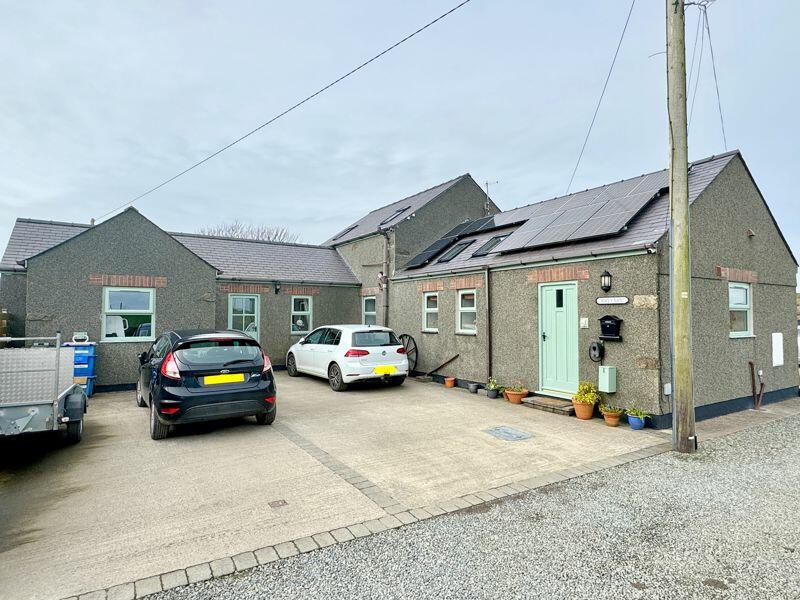 2 bedroom barn conversion for sale in Rhydwyn, Isle of Anglesey, LL65
