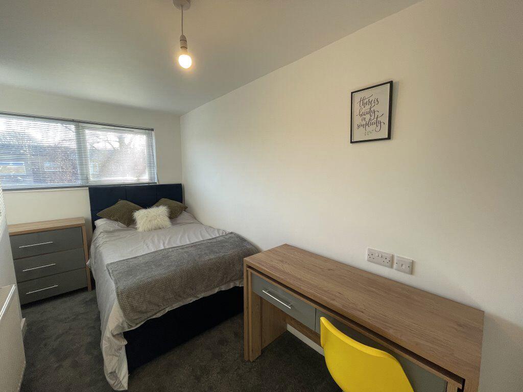 Main image of property: Rm 1, Deaconscroft, Peterborough, PE3 7LL