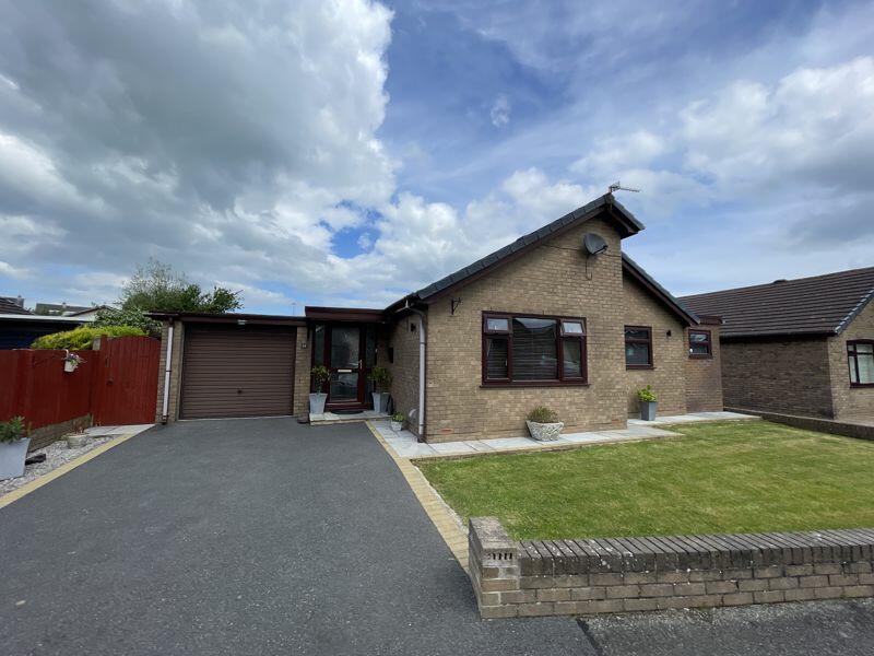 3 bedroom detached bungalow for sale in Llangefni, Isle of Anglesey, LL77