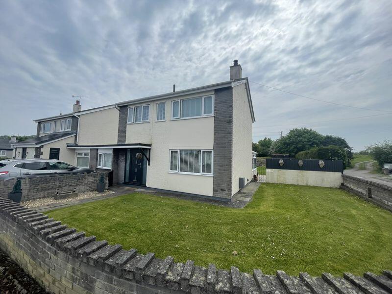 4 bedroom semidetached house for sale in Amlwch Port, Isle of Anglesey