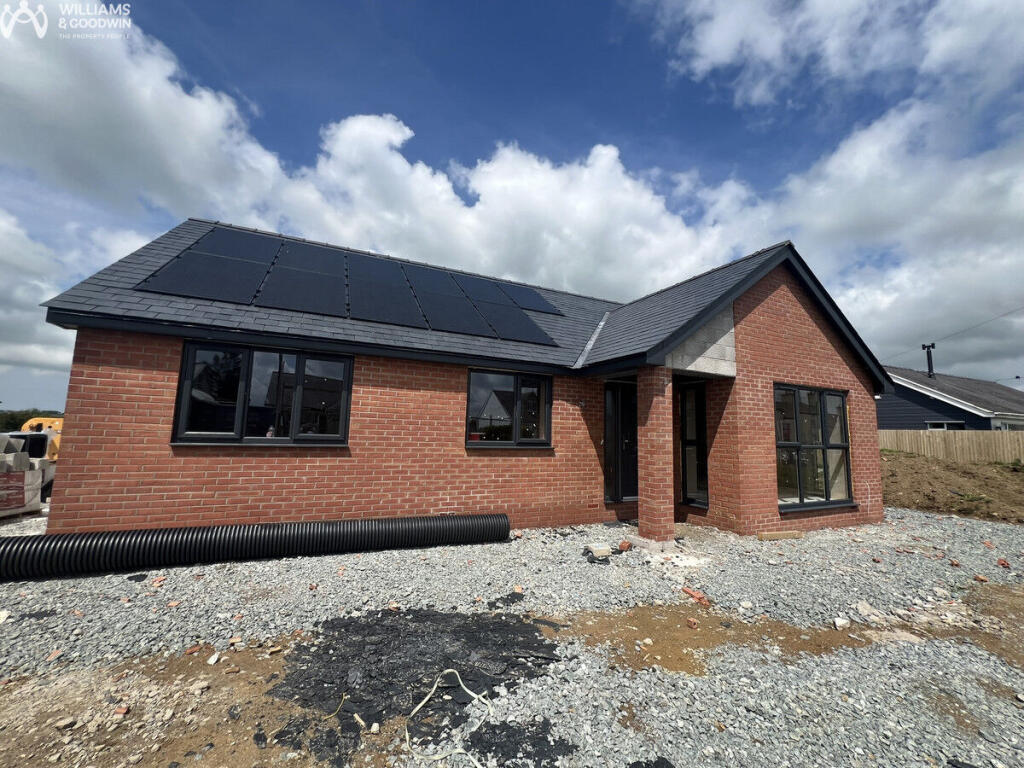 Main image of property: Cae'r Ffynnon, Llanerch-y-Medd, Anglesey, LL71