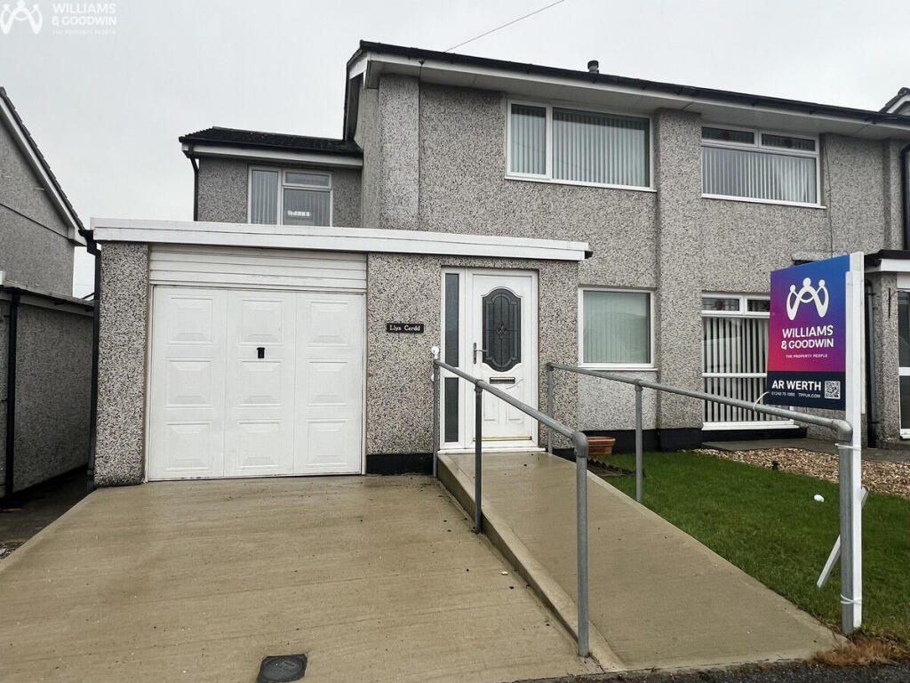 Main image of property: Perth y Paen, Llangefni, Anglesey, LL77