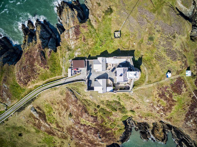 9 bedroom house for sale in Main Residence and 2 cottages Llaneilian, Anglesey, LL68