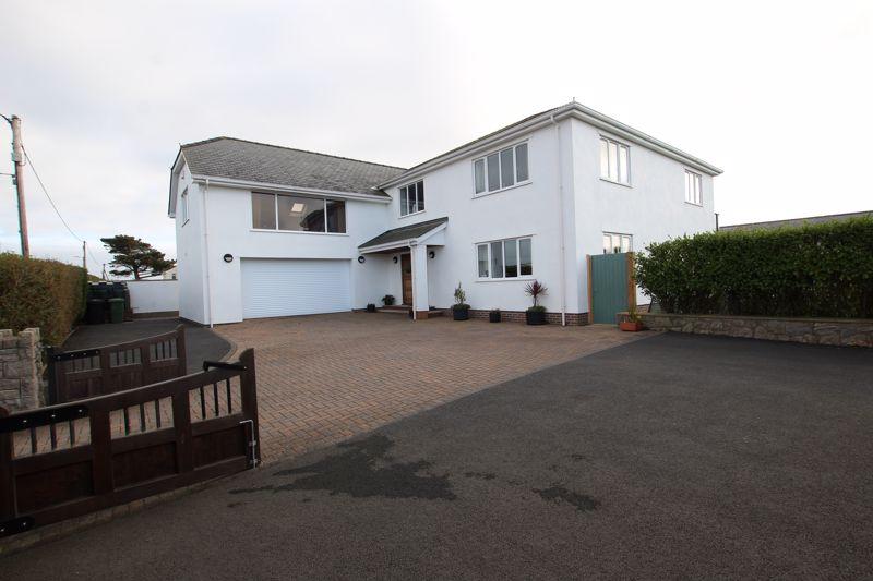 5 bedroom house for sale in Rhosneigr, Anglesey, LL64