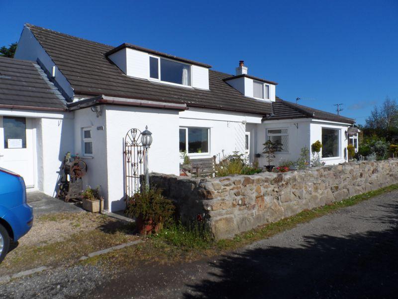 3 bedroom country house for sale in Malltraeth, Anglesey, LL62