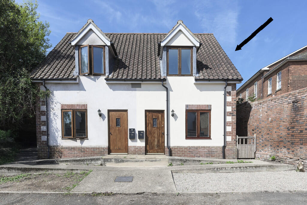 Main image of property: Cowling Cottage, 20a Blyburgate