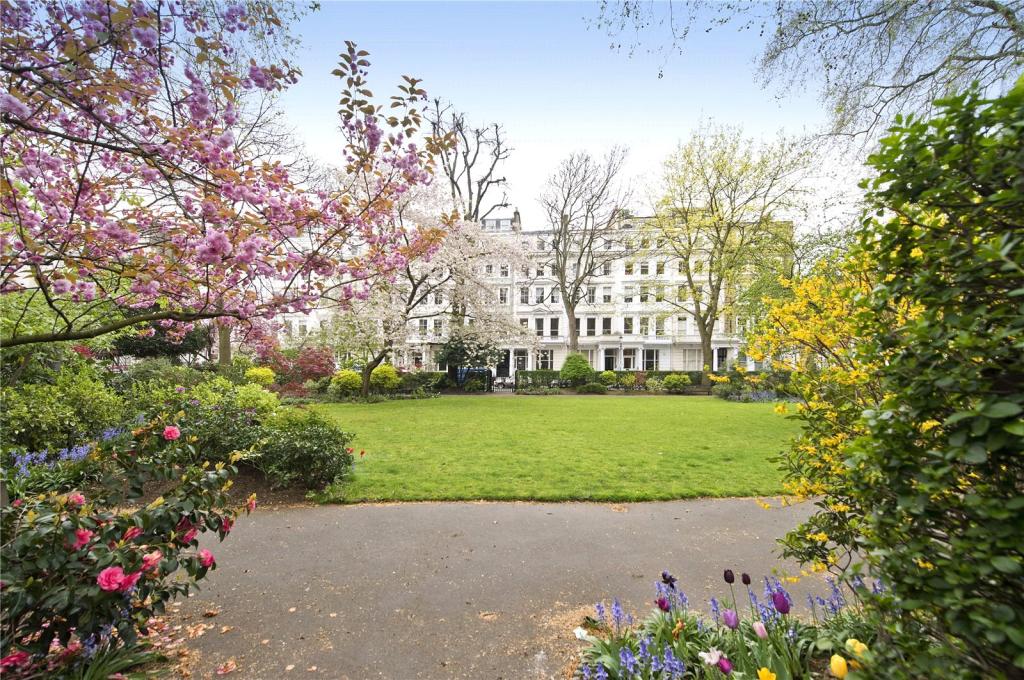 1 bedroom apartment for rent in Cornwall Gardens, London, SW7