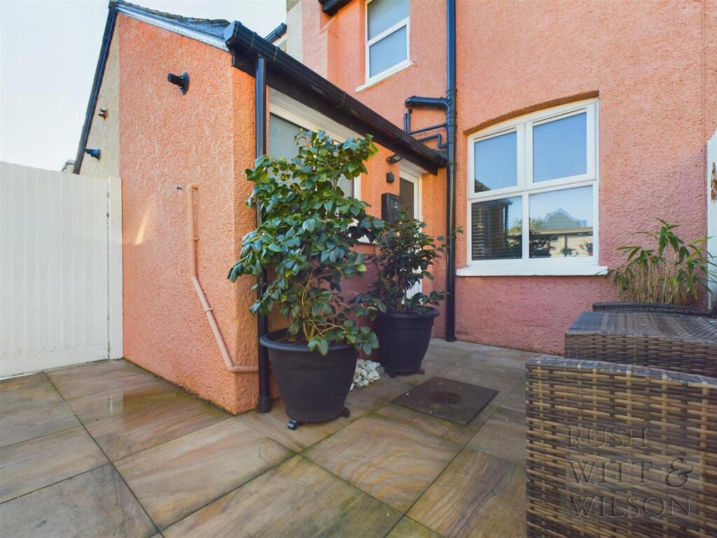 Main image of property: Bexhill Road, St. Leonards-On-Sea