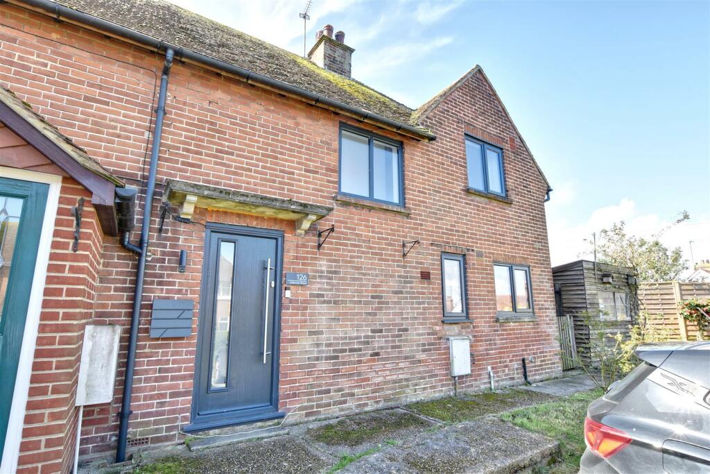 3 bedroom end of terrace house for sale in Udimore Road, Rye, TN31