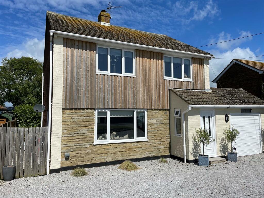 3 bedroom detached house for sale in Winchelsea Beach, TN36