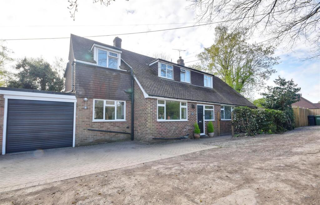 Main image of property: Malthouse Lane, Peasmarsh, Rye