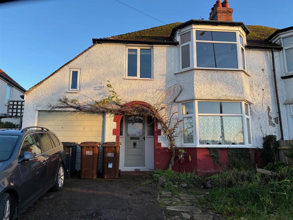 Main image of property: New Winchelsea Road, Rye