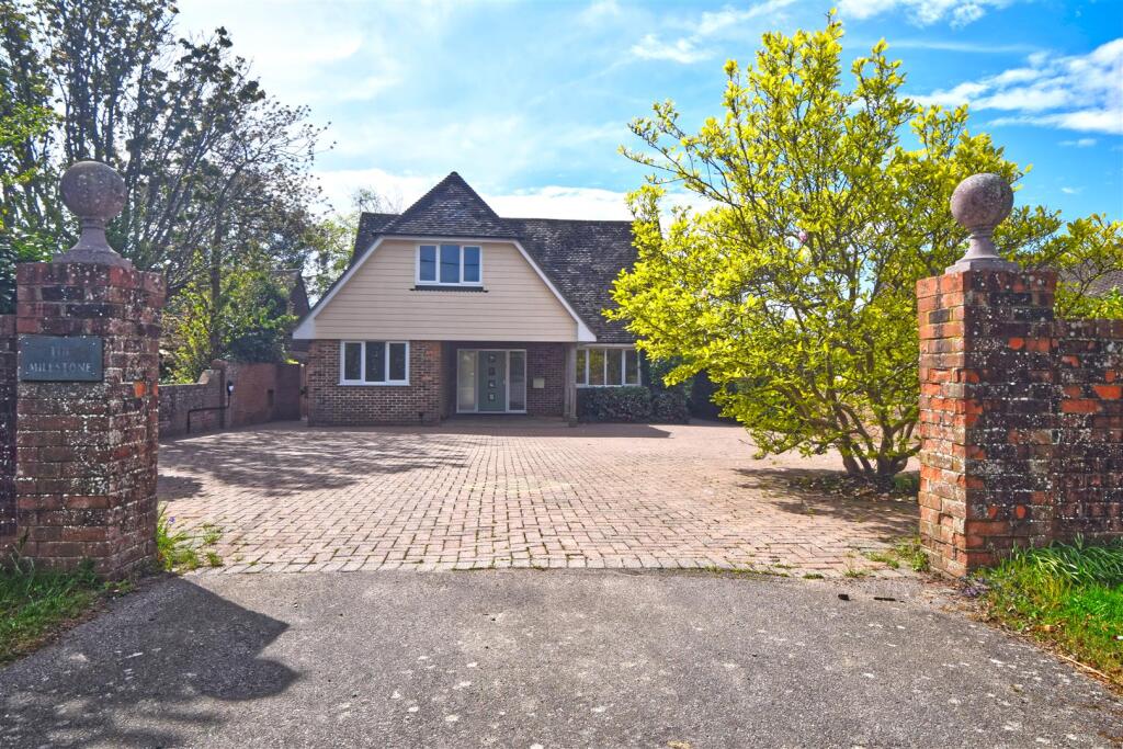Main image of property: Standard Hill, Ninfield, Battle