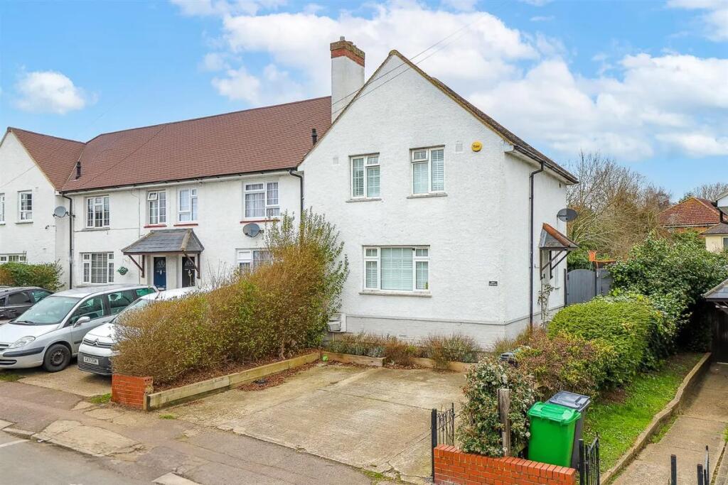 Main image of property: Goffs Lane, Goffs Oak, Waltham Cross, EN7