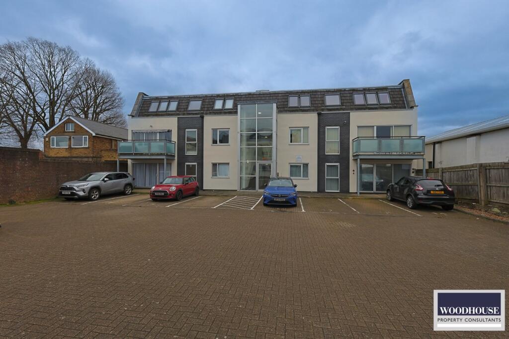 Main image of property: Turners Hill, Cheshunt, EN8