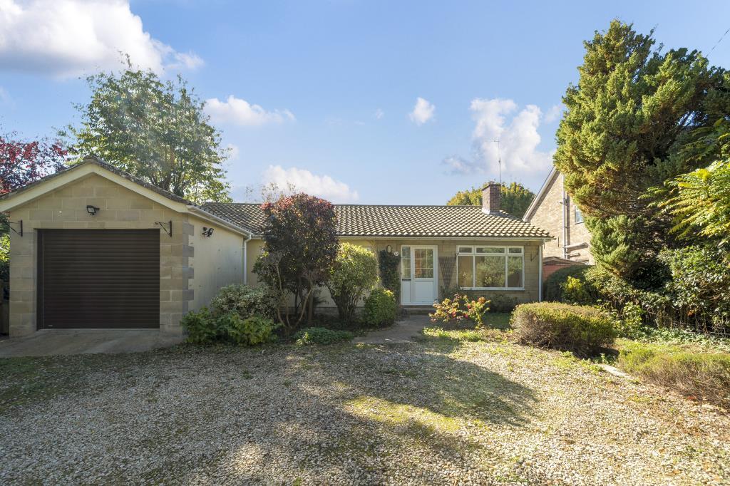 Main image of property: Hampton Poyle, Kidlington, OX5