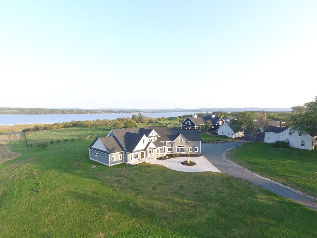 5 bedroom detached house for sale in Nova Scotia, Windsor, Canada