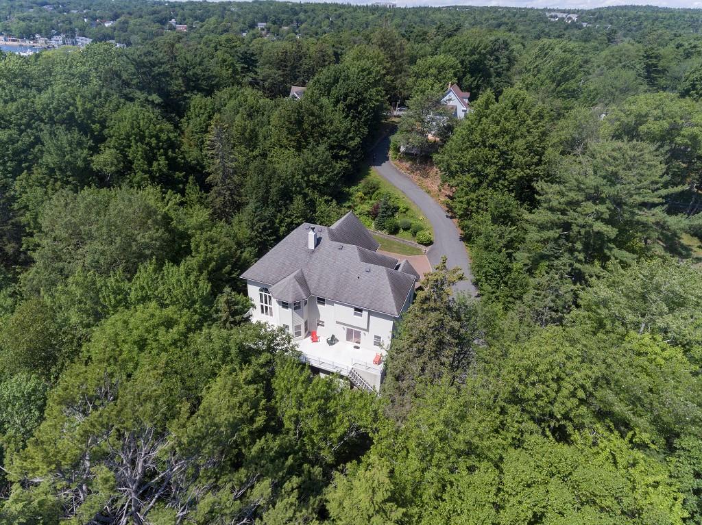 5 bedroom detached house for sale in Bedford, Nova Scotia, Canada