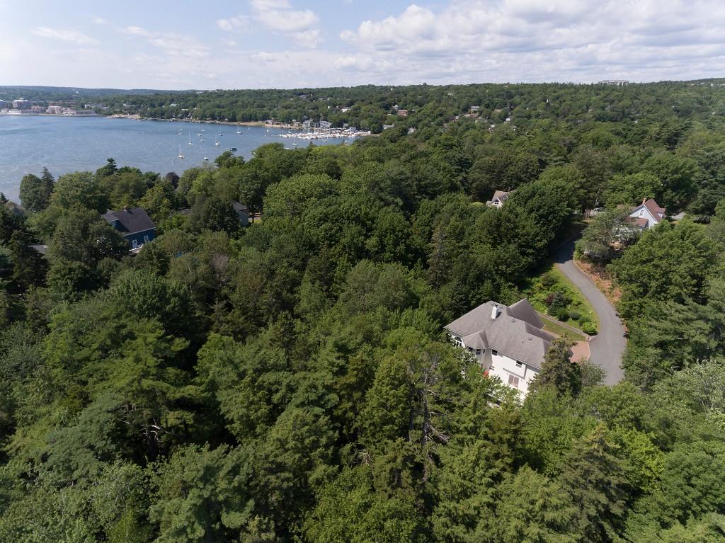 5 bedroom detached house for sale in Bedford, Nova Scotia, Canada